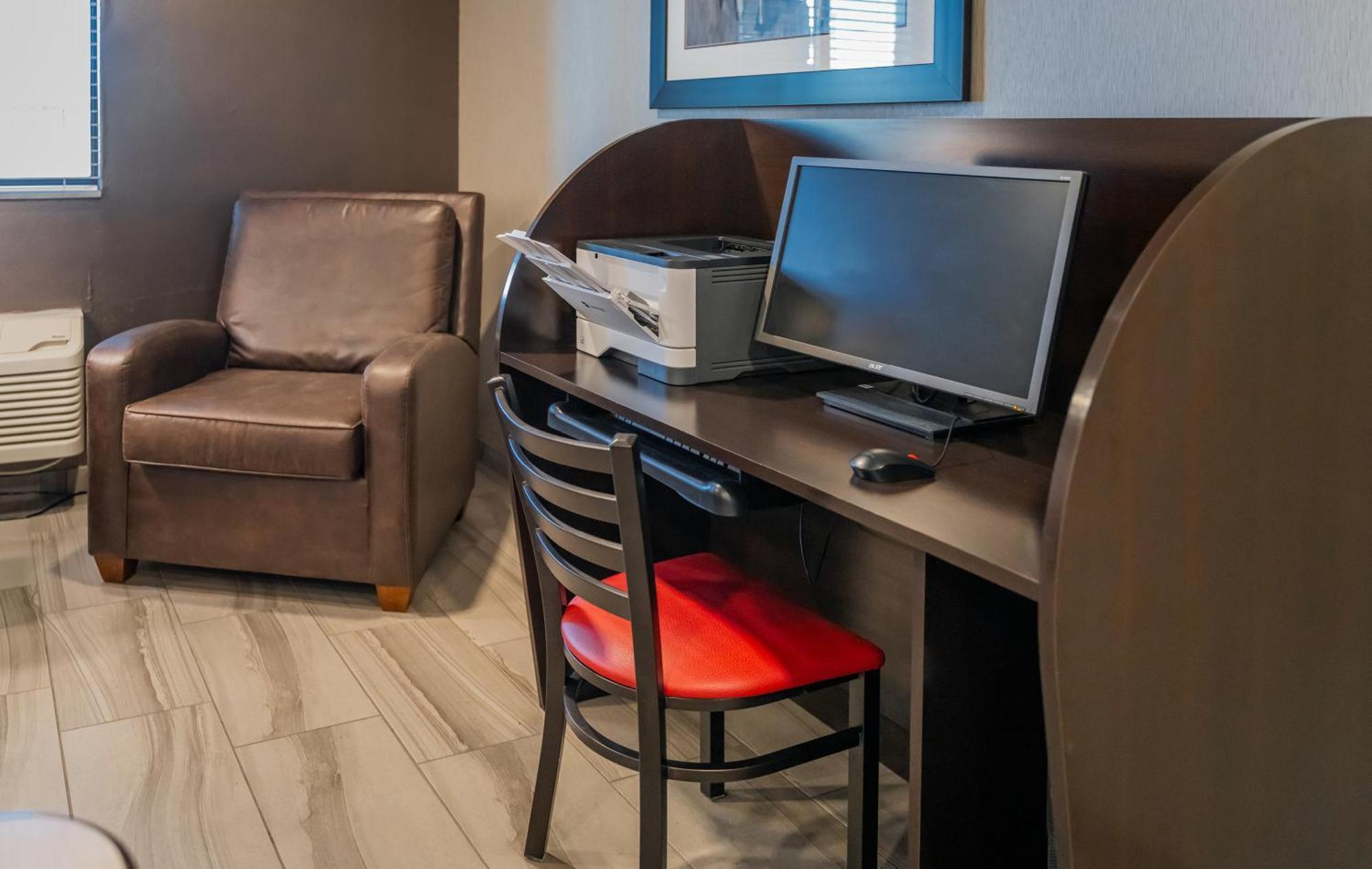 My Place Hotel-Ankeny/Des Moines Ia Bagian luar foto